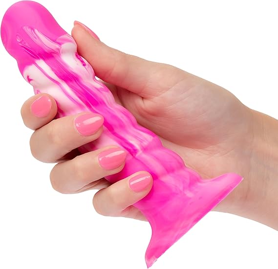 Dildo adherible sensación realista, rosa 14cm Twisted Calexotics